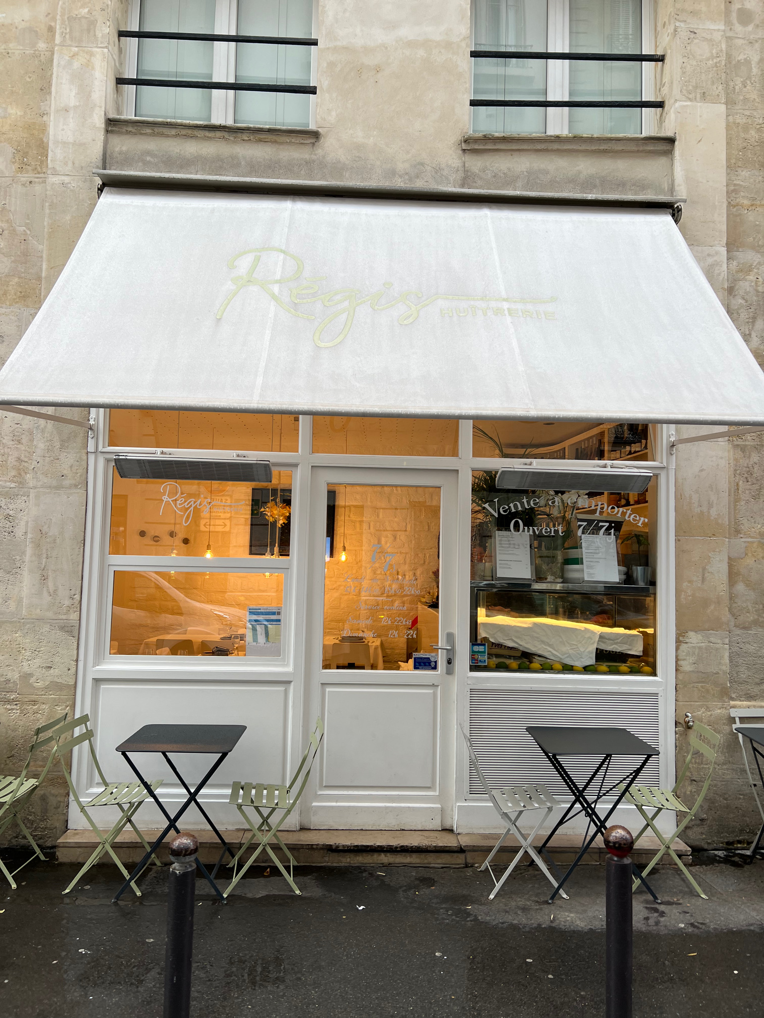 restaurant
