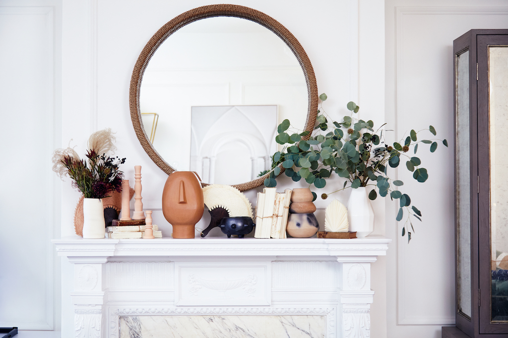 mantel decor