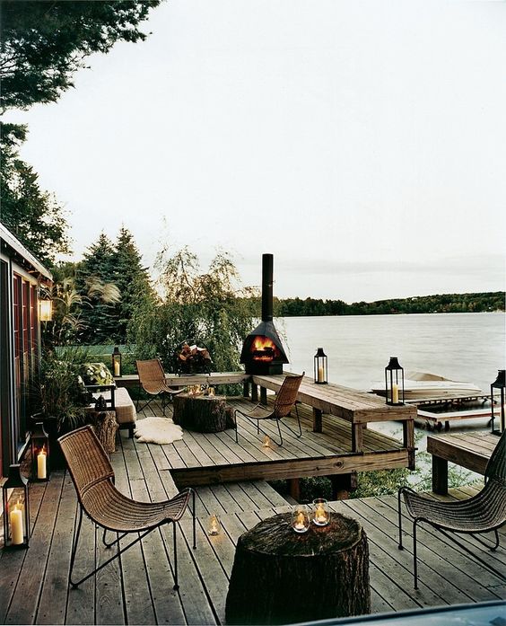 lakehouse deck with furniture