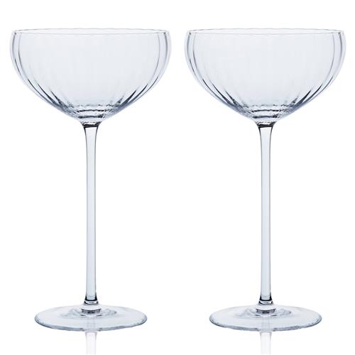 champagne glasses