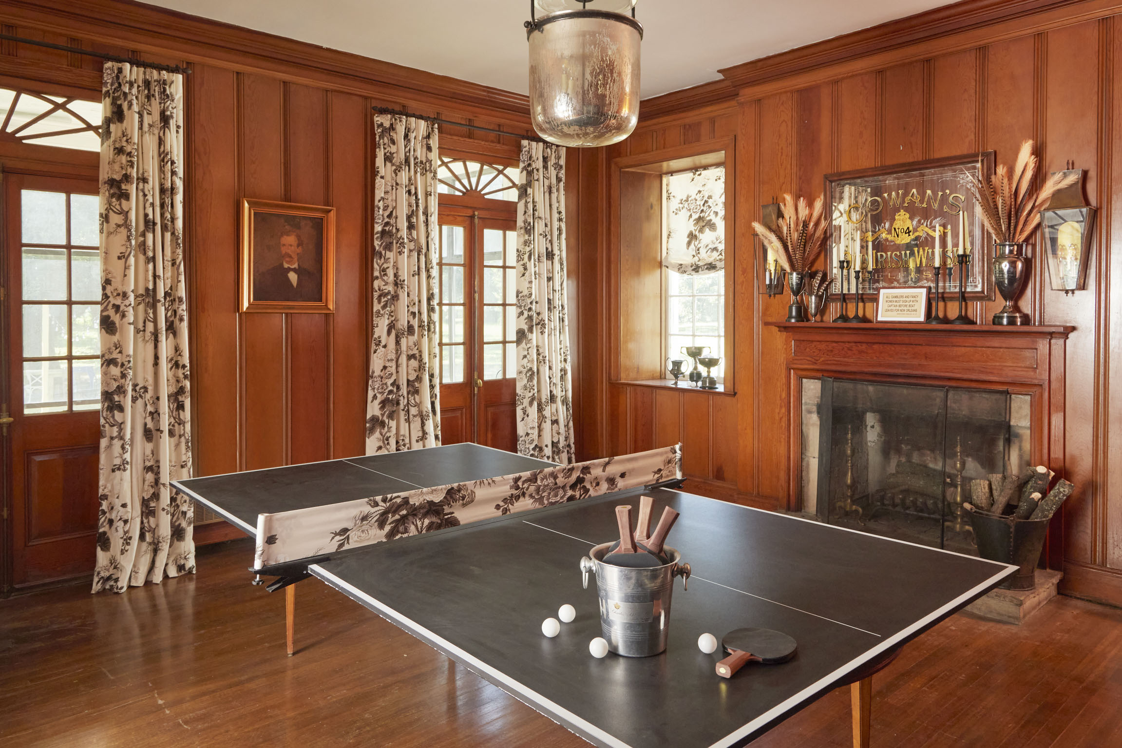 ping pong table