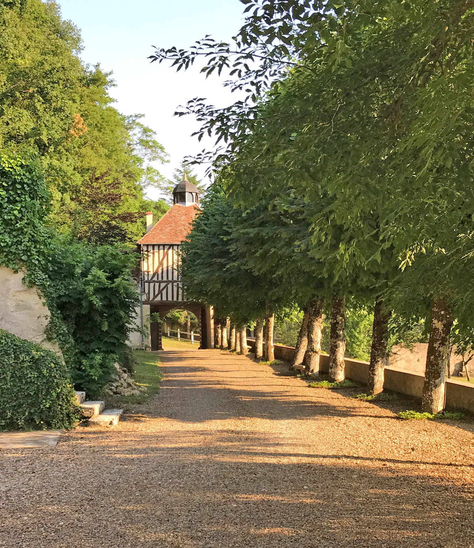 Drive into La Restrie