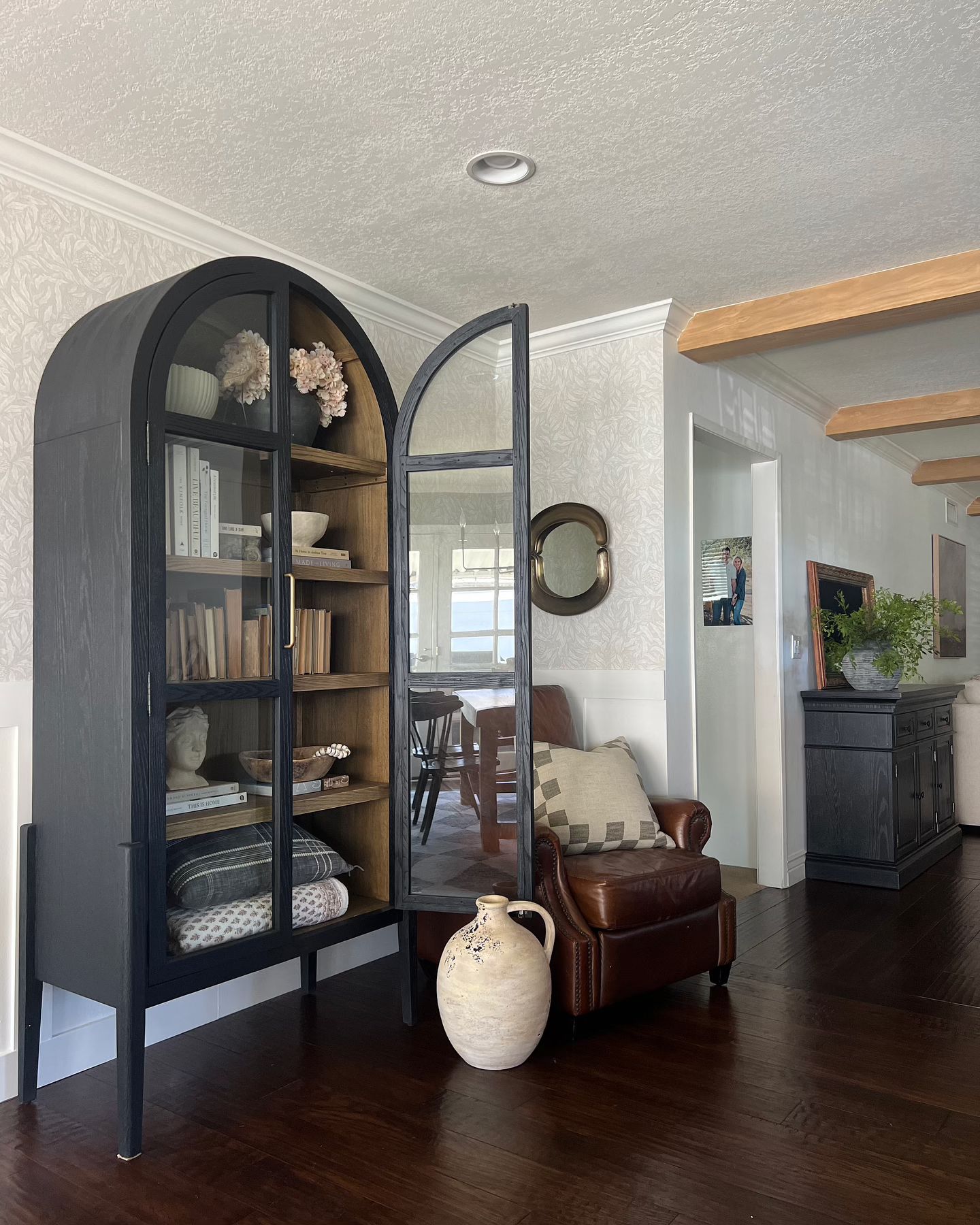 ivan display case