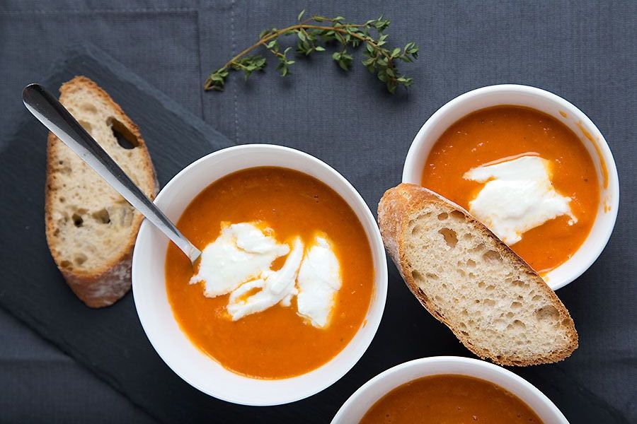 Saturdays in the Kitchen: Roasted Tomato Basil Soup