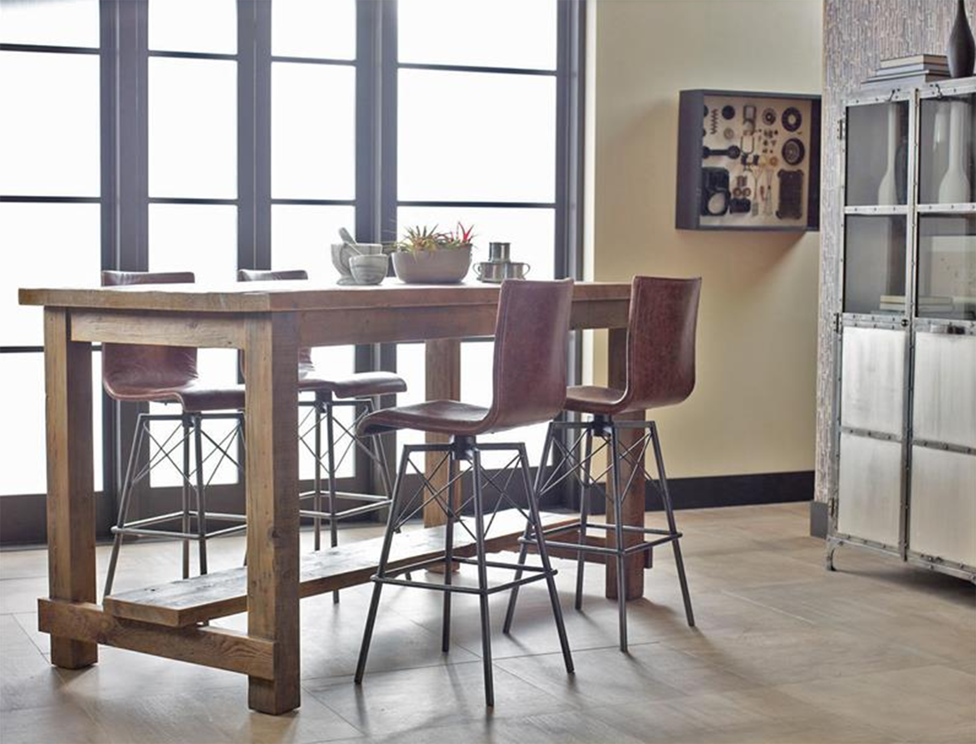 How to Choose a Bar Stool (and Get the Height Right!)