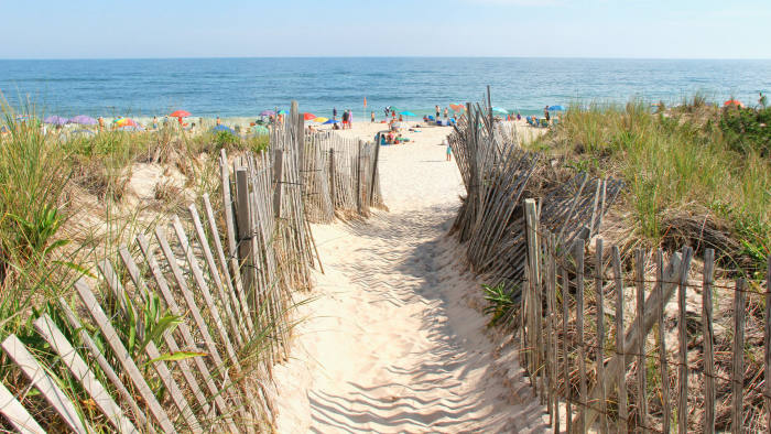 The Official Kathy Kuo Home Guide to the Hamptons