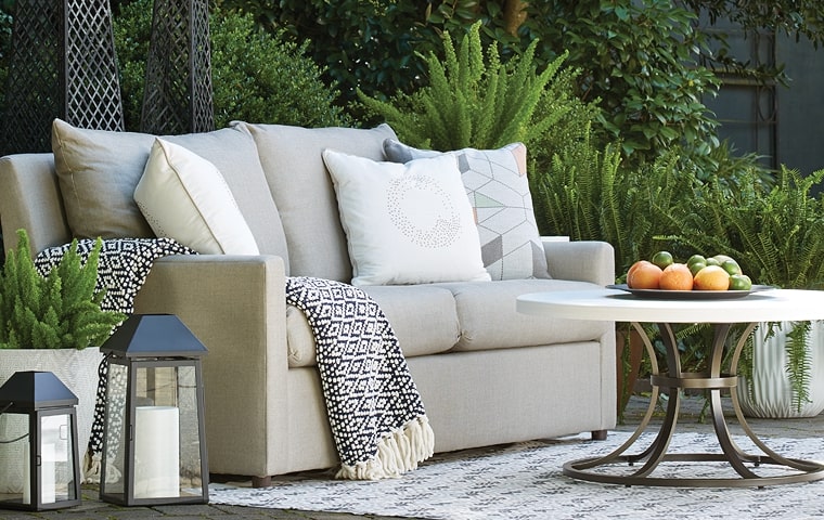 Cozy Outdoor Furniture for Restful Retreats LookBook