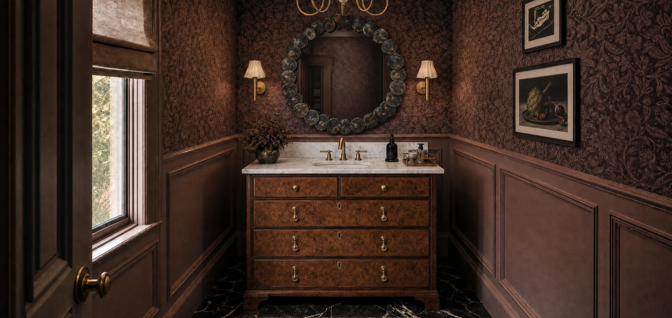 Bathroom in the Tuileries Collection